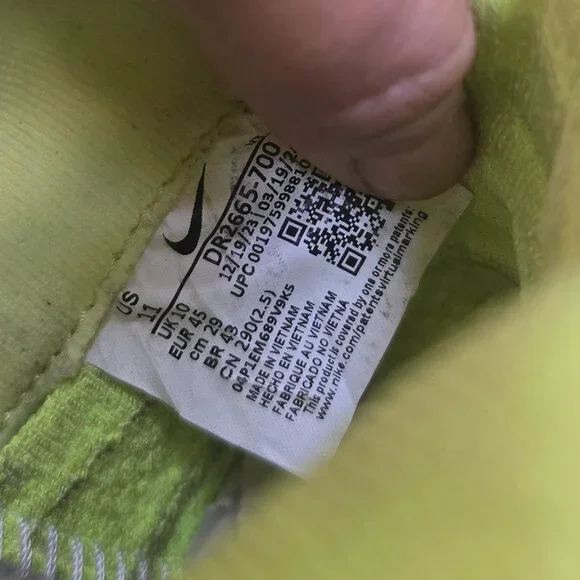NikeInfinity RN 'Volt Barely Volt' yellow monochrome sneakersMENS 11